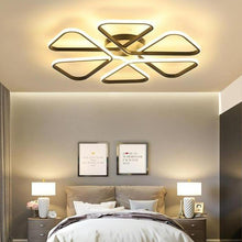 Load image into Gallery viewer, Conde flower-shaped LED ceiling light, app & remote control, front view