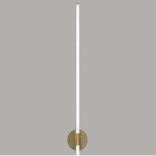 Load image into Gallery viewer, Itaituba LED strip wall light, close-up of edge diffuser, modern design