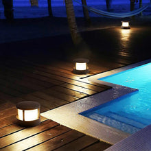 Load image into Gallery viewer, Minatitlán outdoor spotlight installed along garden driveway, multiple units in a row