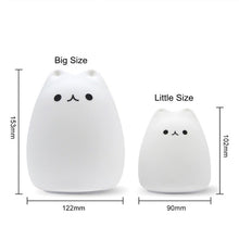 Load image into Gallery viewer, Silicone cat LED night light, packaging and product overview

