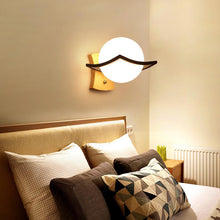 Load image into Gallery viewer, Itacoatiara — Moon-Shaped LED Wall Light, Gold or Chrome, W18cm H18cm
